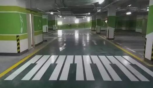 潭牛镇仓库划线